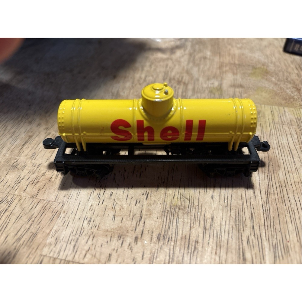 New ATLAS 5" SHELL TRAINS CARS Yellow Tanker  Sealed Toy Collectible